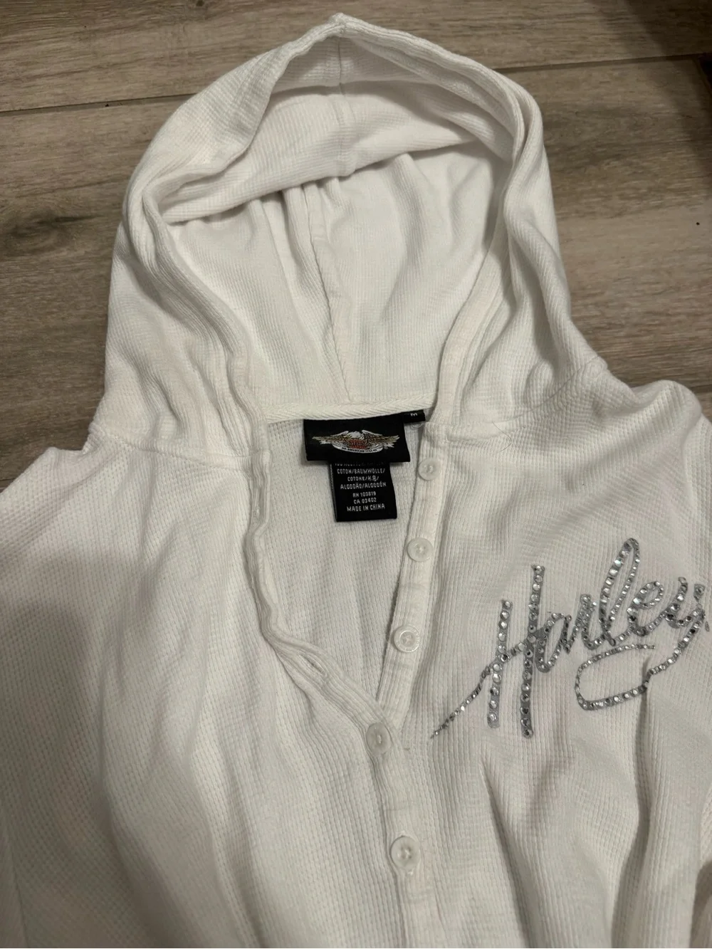 Vintage y2k Harley-Davidson Women's Henley Rhinestone top - Picture 4 of 5